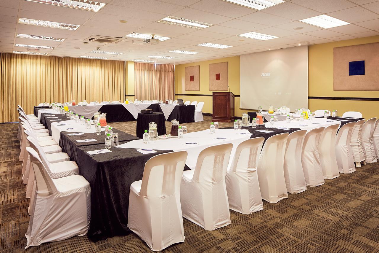 Hotel First Group Oceanic Durban Exterior foto